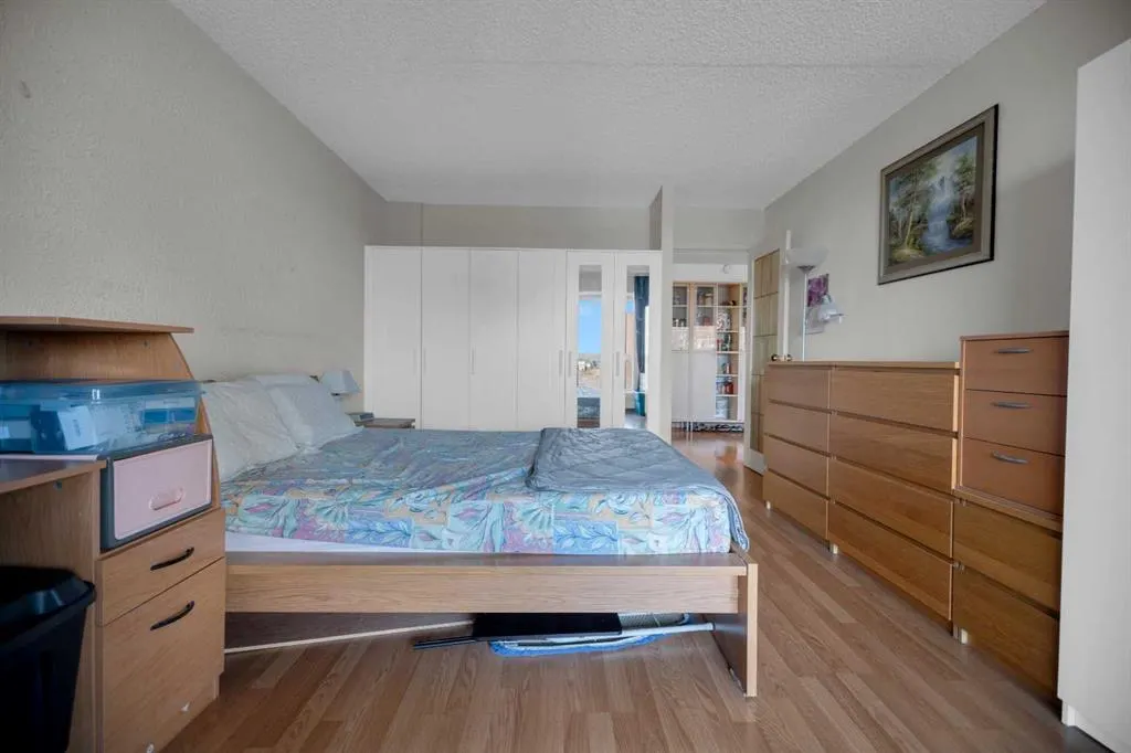 221 6 Avenue SE, #2510