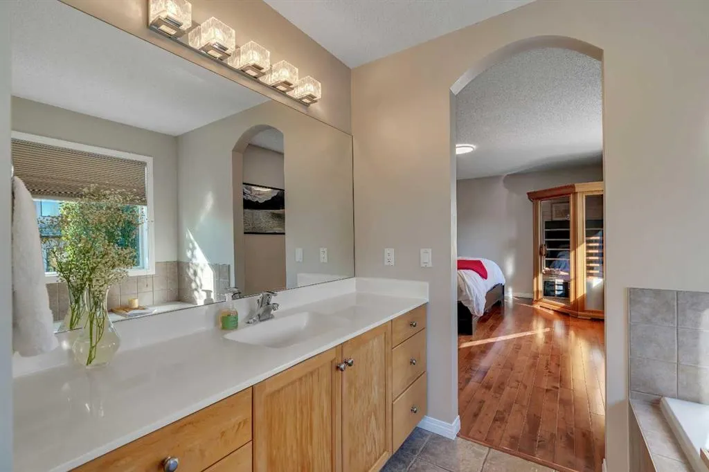 10 Arbour Vista Close NW