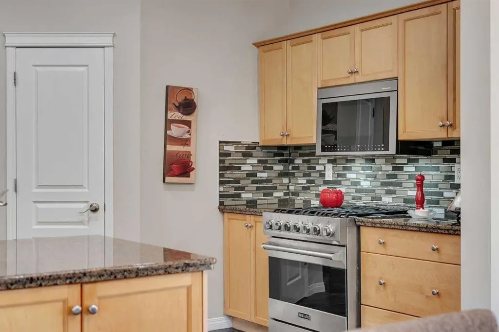 10 Arbour Vista Close NW