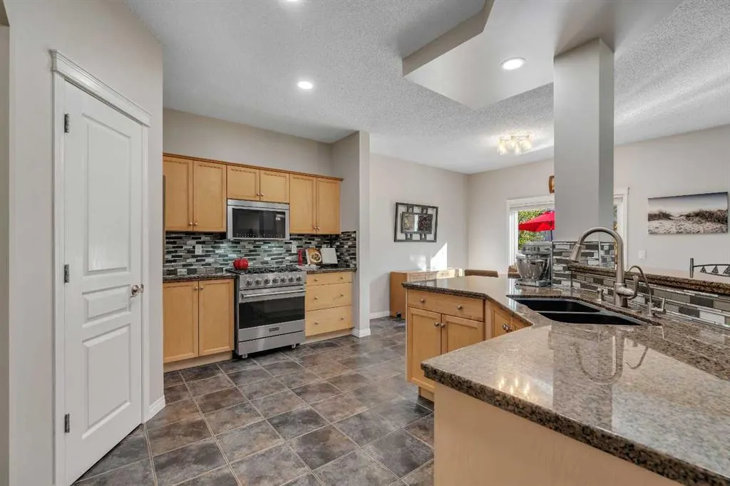 10 Arbour Vista Close NW