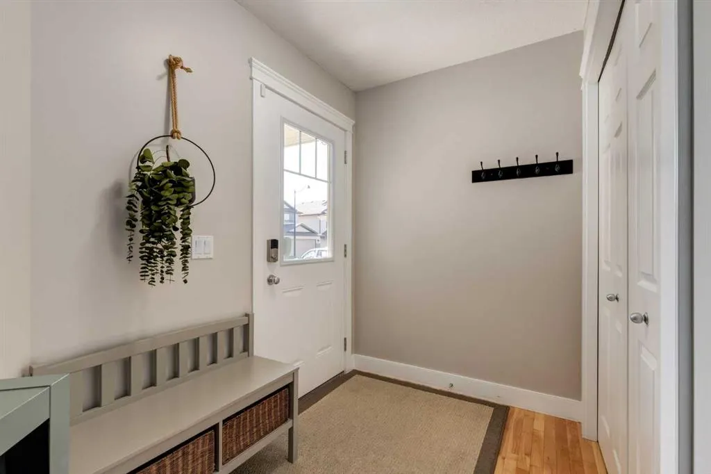 32 Evanscove Heights NW