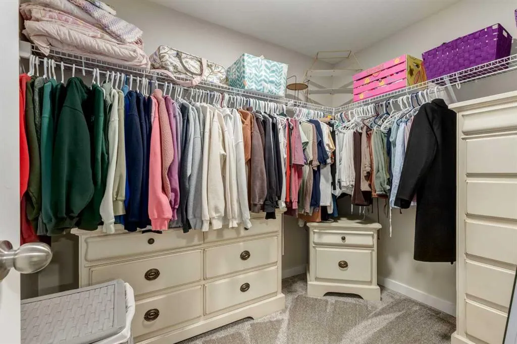 32 Evanscove Heights NW