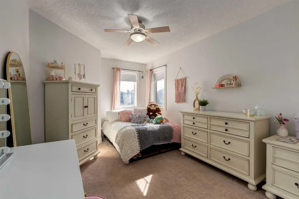 32 Evanscove Heights NW