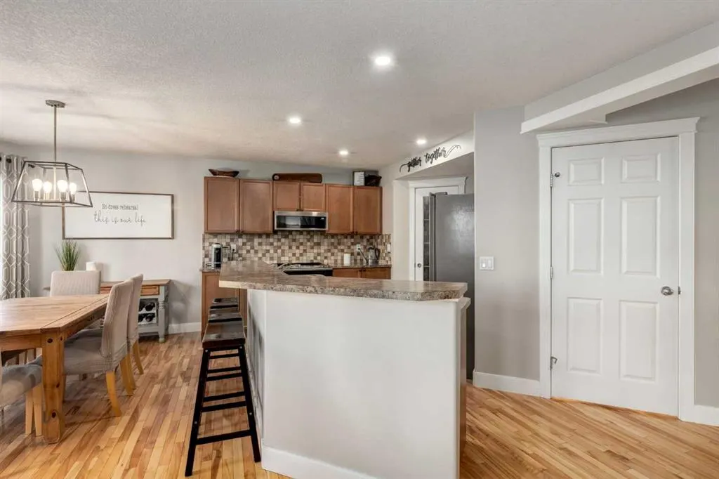 32 Evanscove Heights NW