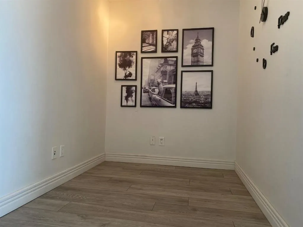 55 Spruce Place SW, #1604