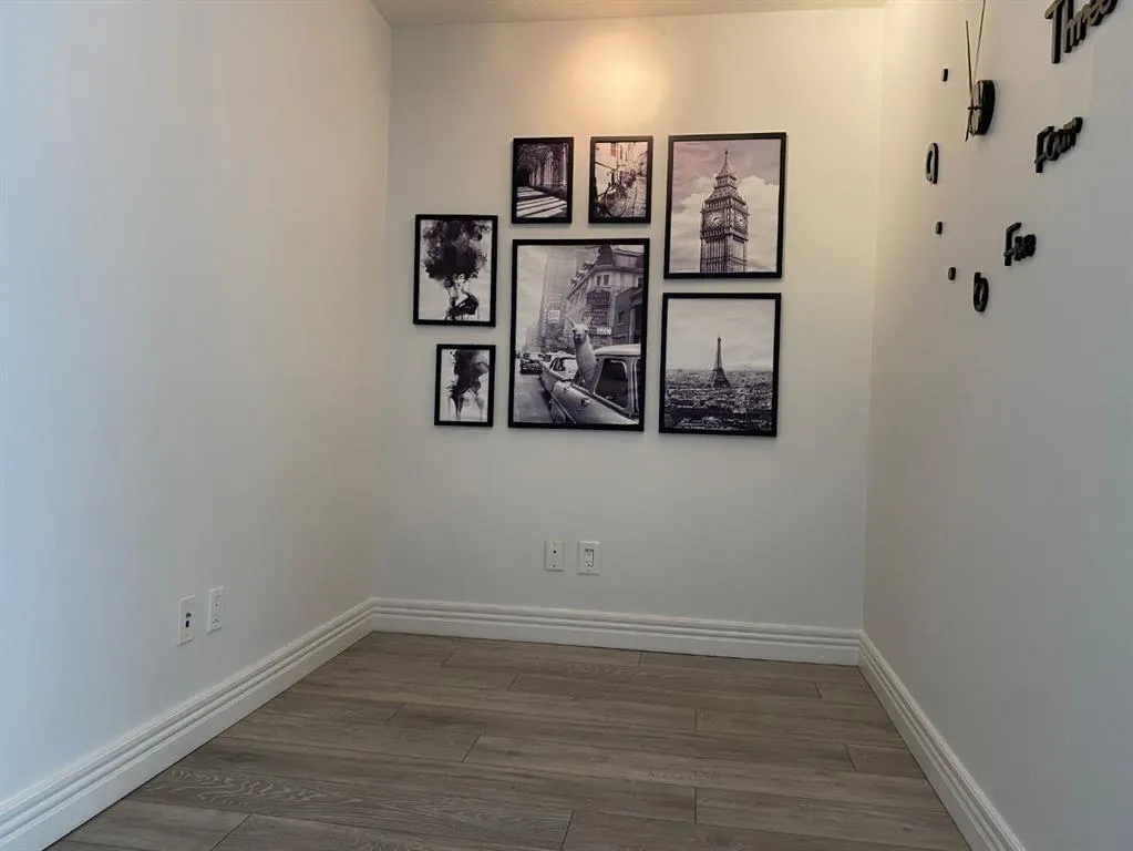 55 Spruce Place SW, #1604