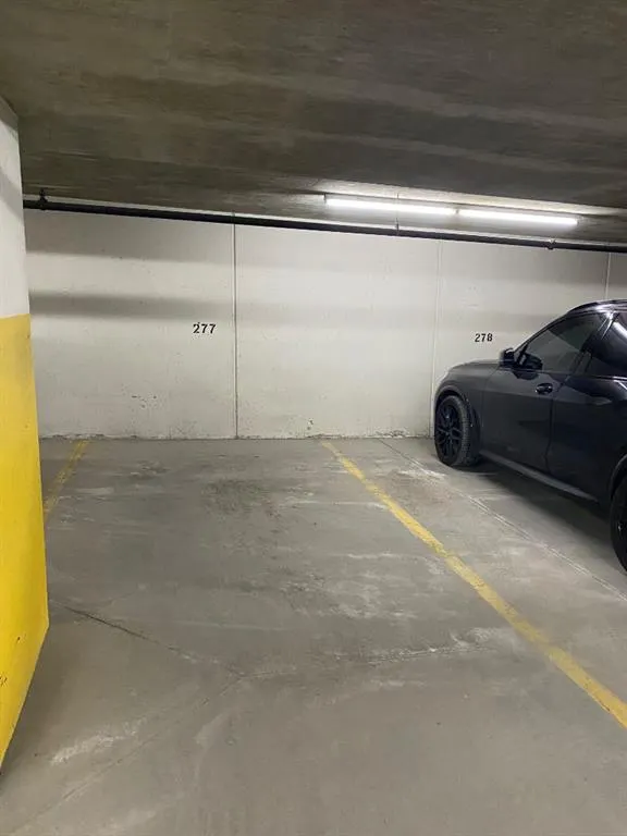 55 Spruce Place SW, #1604