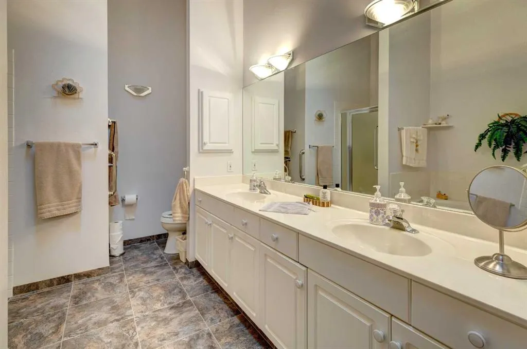 62 Mt Mckenzie Villas SE