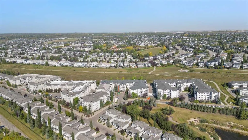 369 Rocky Vista Park NW, #212