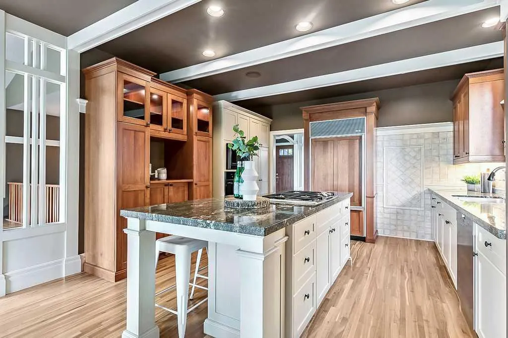 35 Summit Pointe Drive