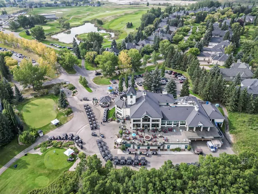 35 Summit Pointe Drive