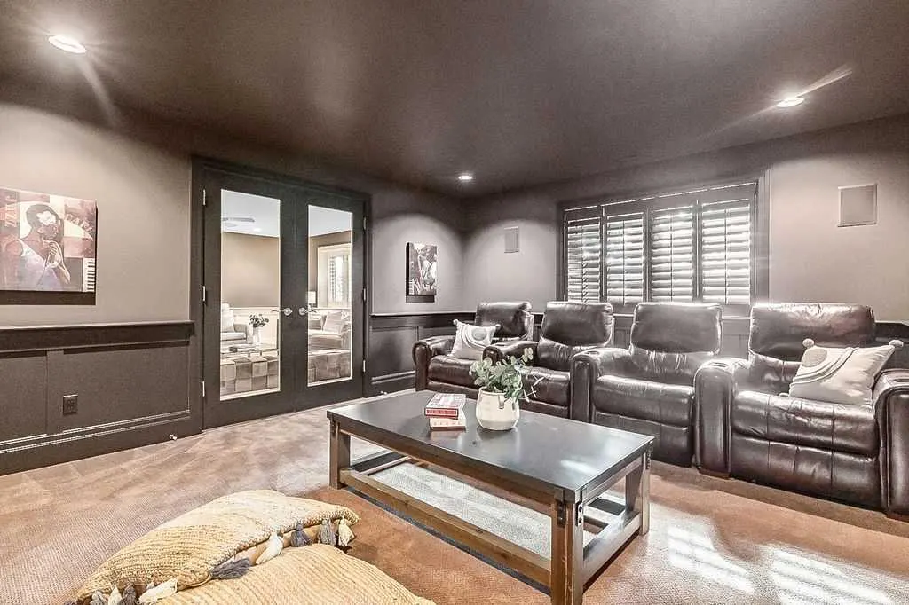 35 Summit Pointe Drive