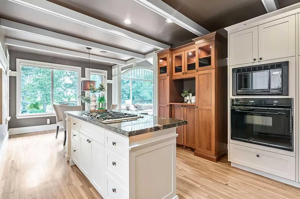 35 Summit Pointe Drive