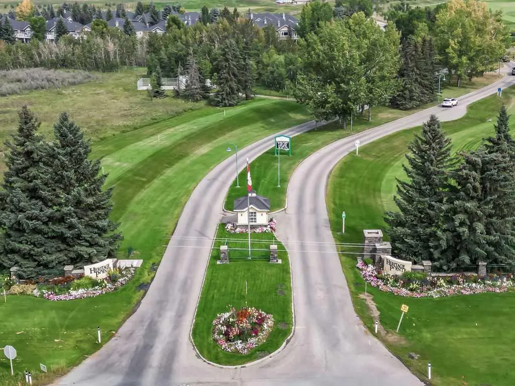 35 Summit Pointe Drive