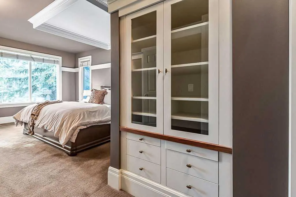 35 Summit Pointe Drive