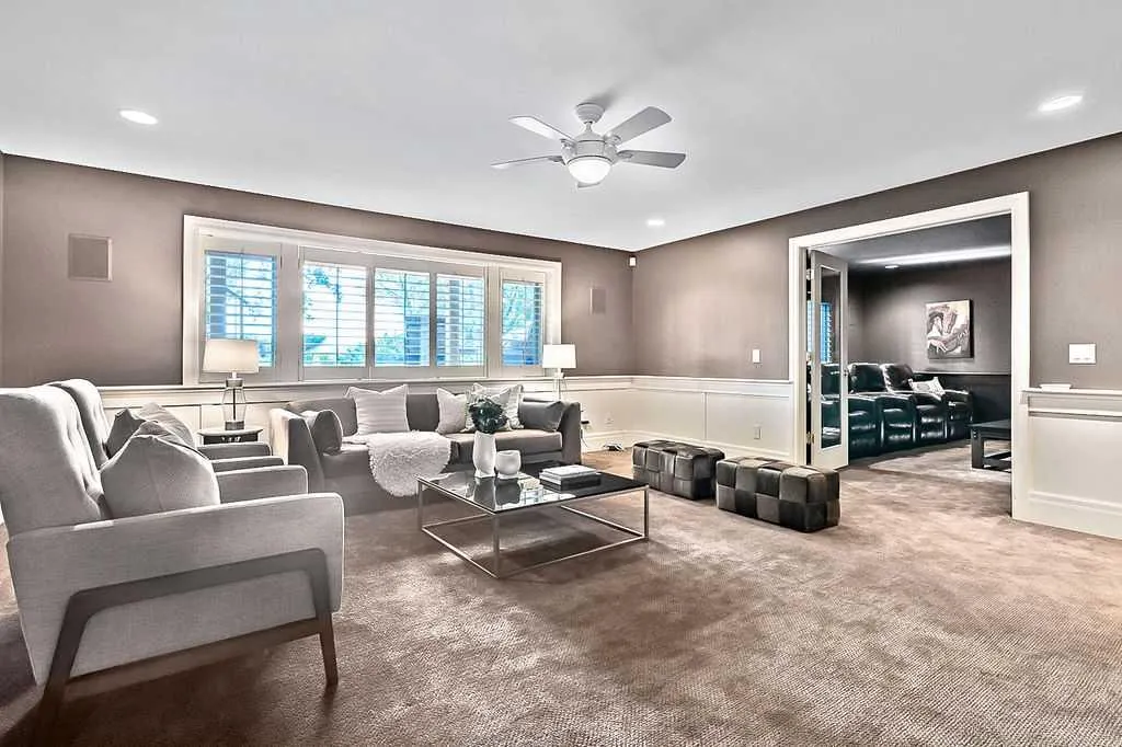 35 Summit Pointe Drive