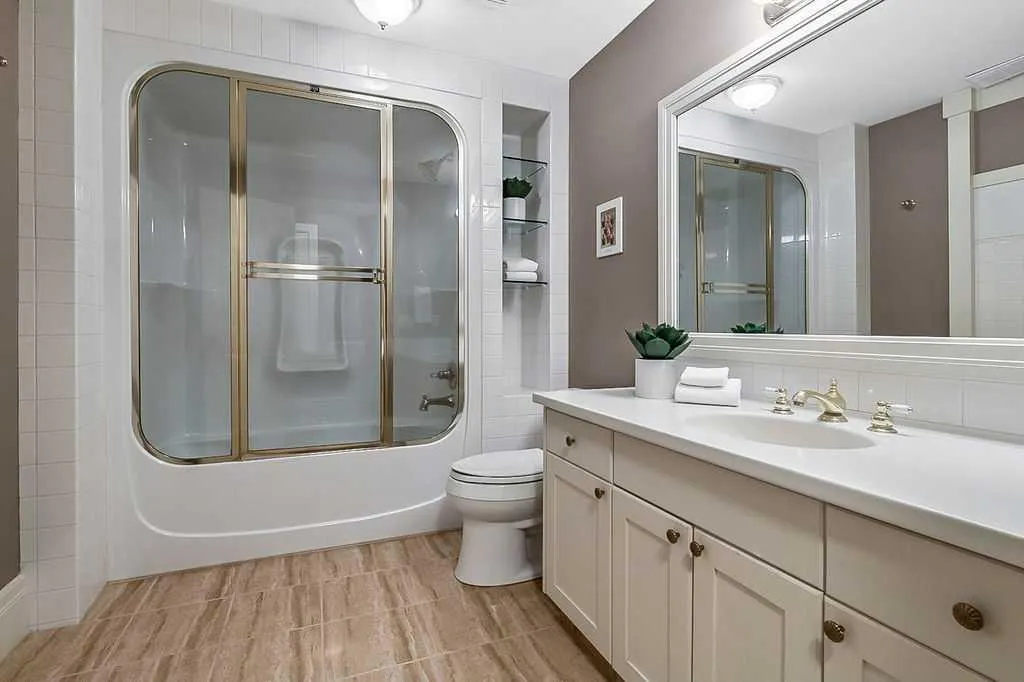 35 Summit Pointe Drive