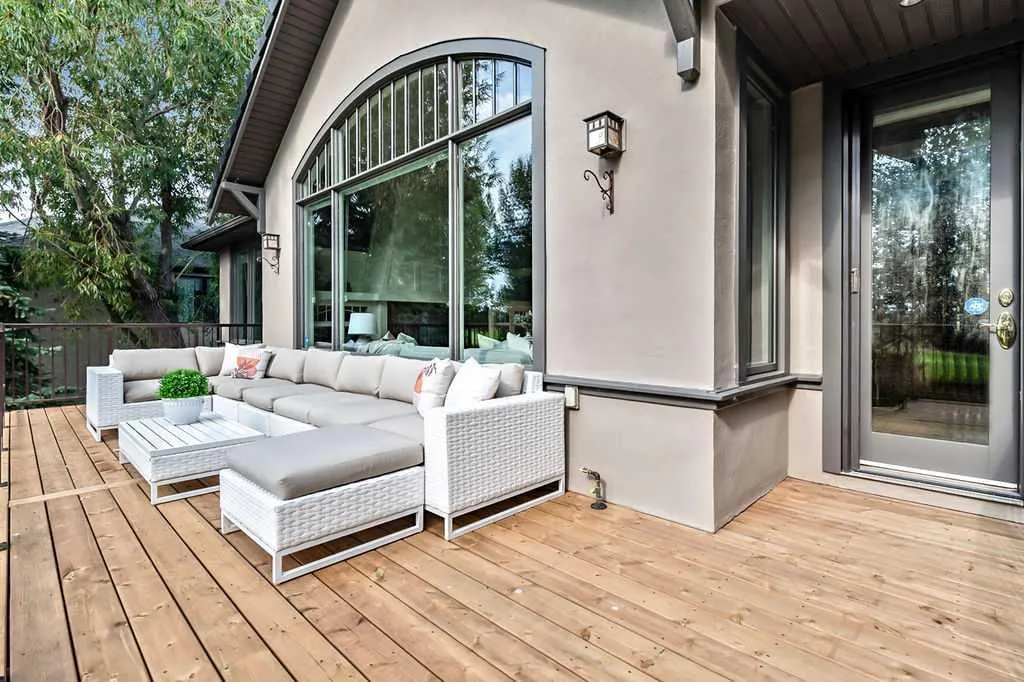 35 Summit Pointe Drive