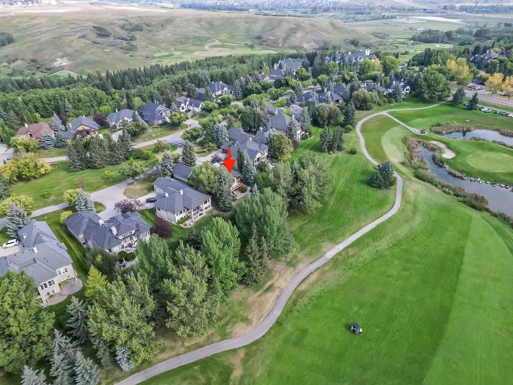 35 Summit Pointe Drive