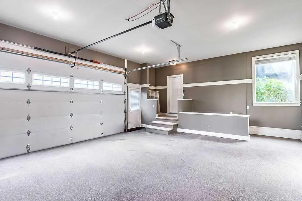 35 Summit Pointe Drive