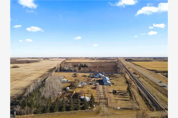 46037 Range Road 183