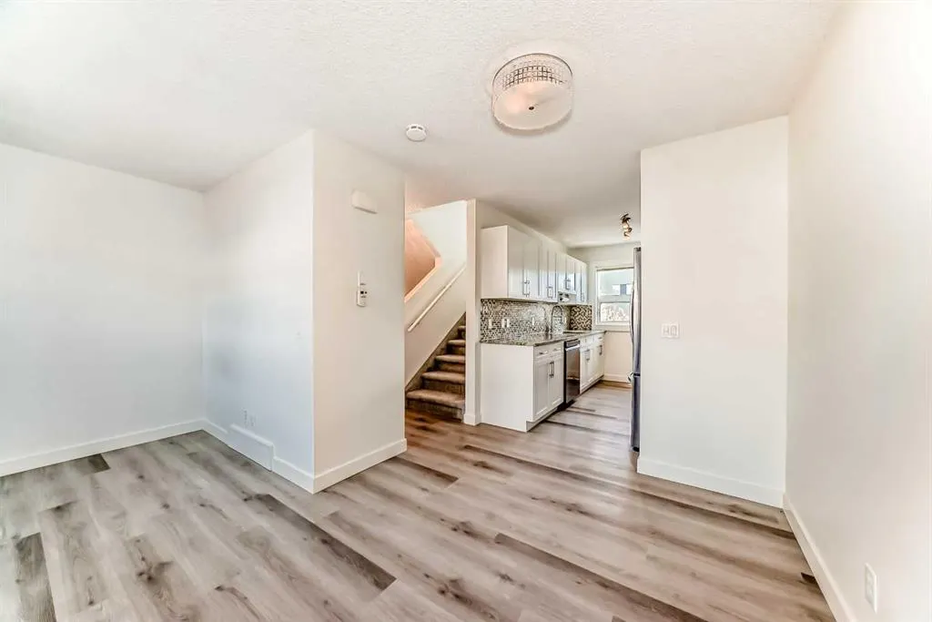 418 Covecreek Circle NE