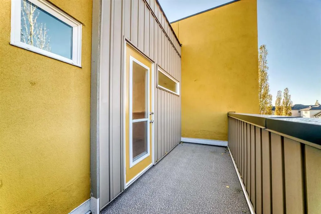 418 Covecreek Circle NE