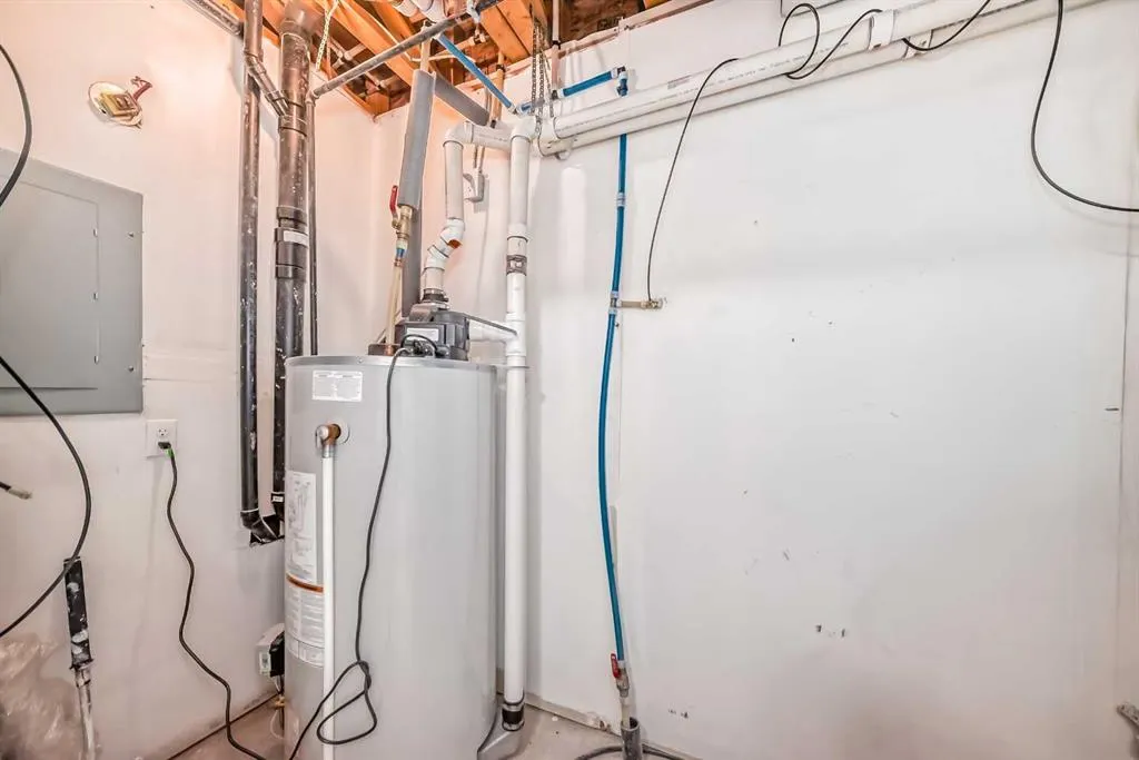 418 Covecreek Circle NE