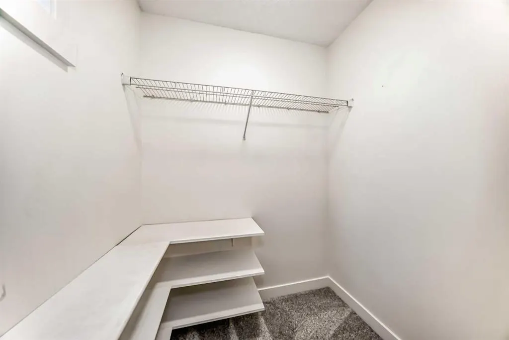 418 Covecreek Circle NE