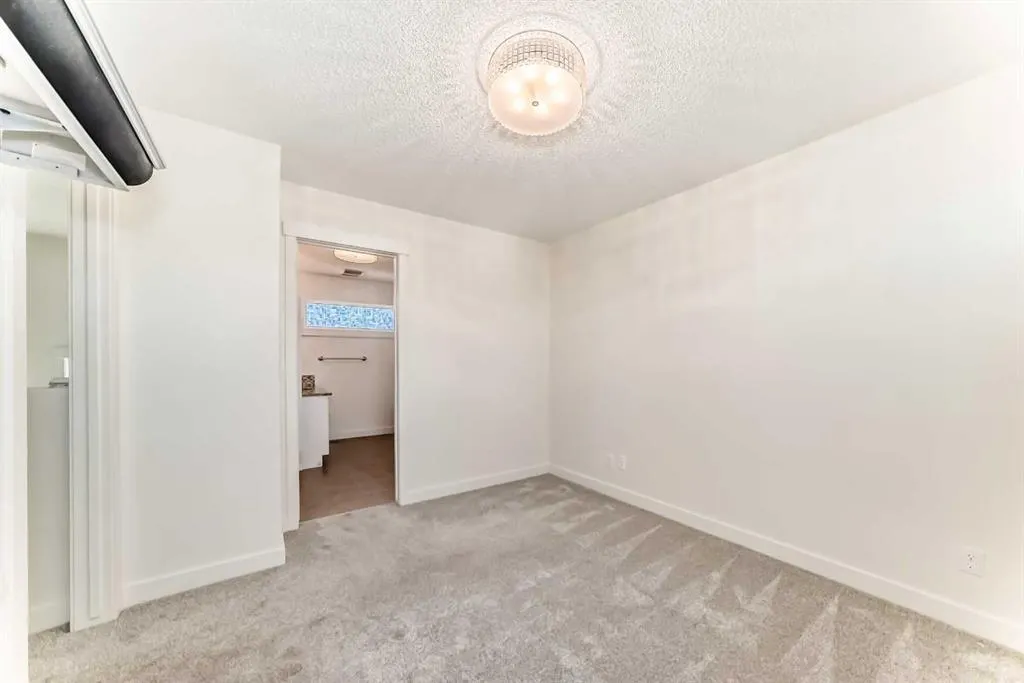 418 Covecreek Circle NE