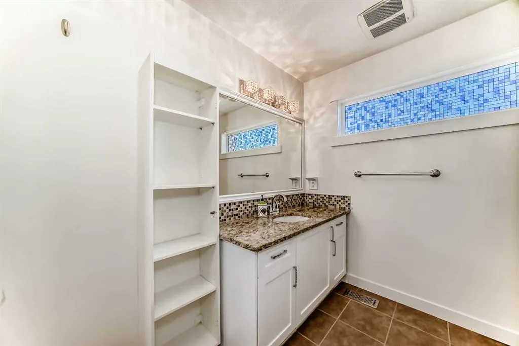 418 Covecreek Circle NE