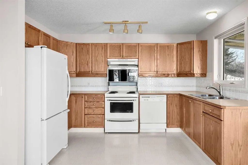 634 Sheep River Mews