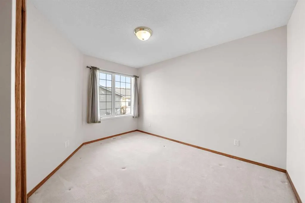 634 Sheep River Mews