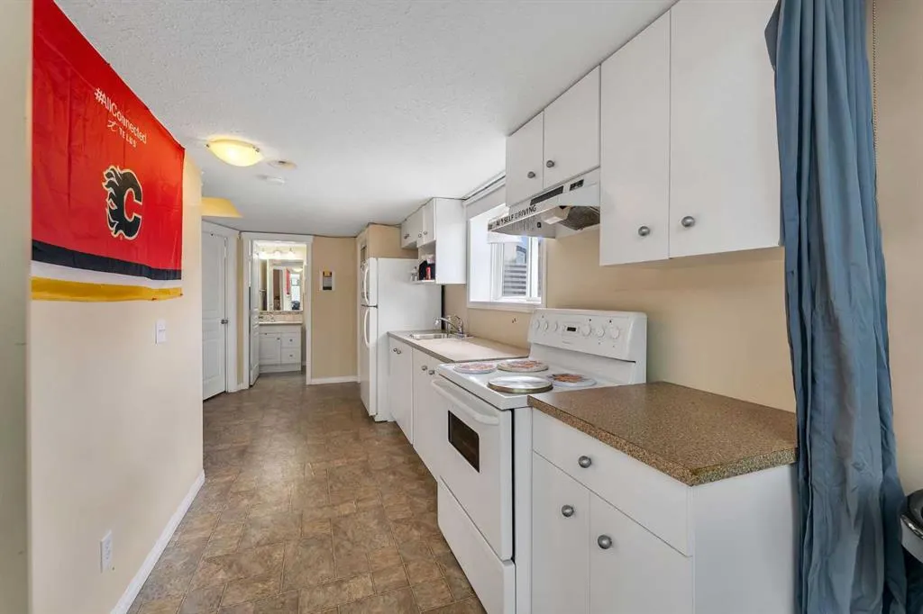 197 Tarawood Place NE