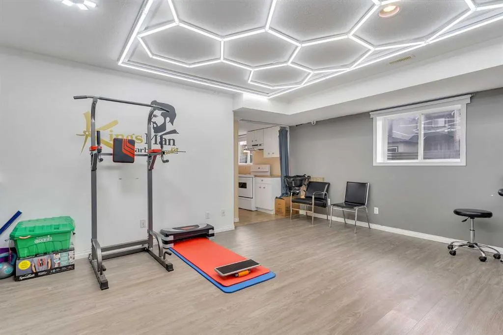 197 Tarawood Place NE