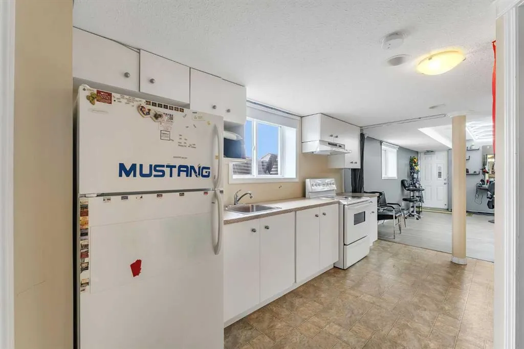 197 Tarawood Place NE