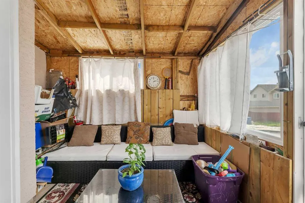 197 Tarawood Place NE