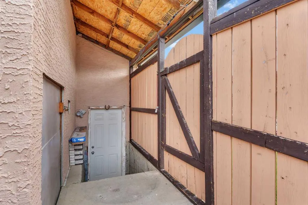 197 Tarawood Place NE