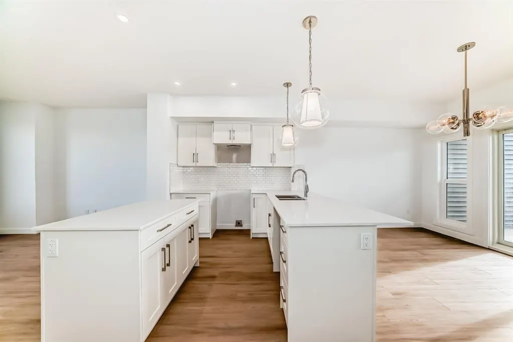 145 Chelsea Mews, #52