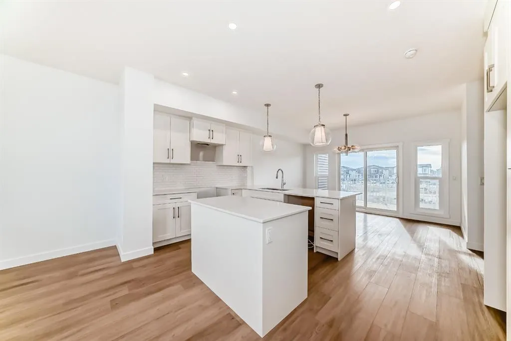 145 Chelsea Mews, #52