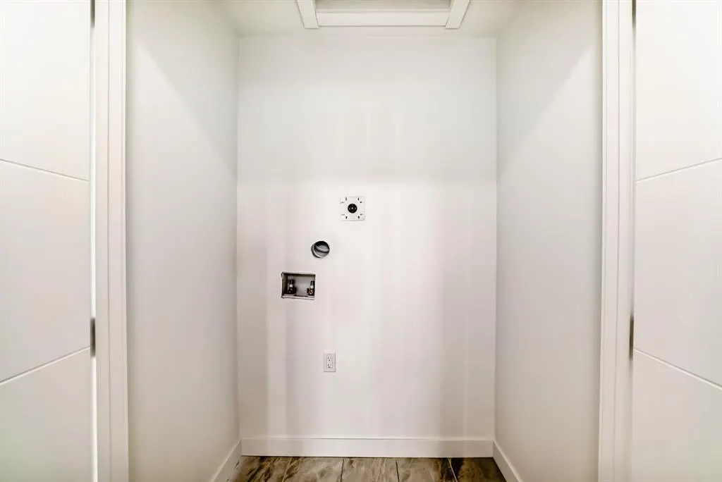 145 Chelsea Mews, #52