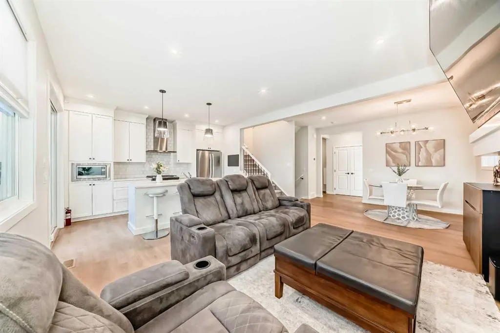 26 Lavender Drive SE