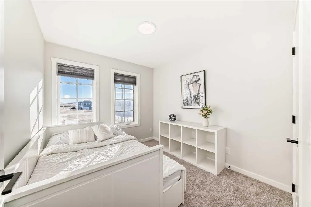 26 Lavender Drive SE