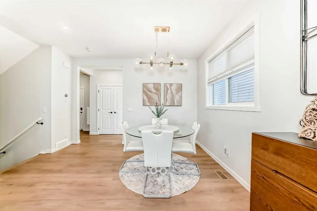 26 Lavender Drive SE