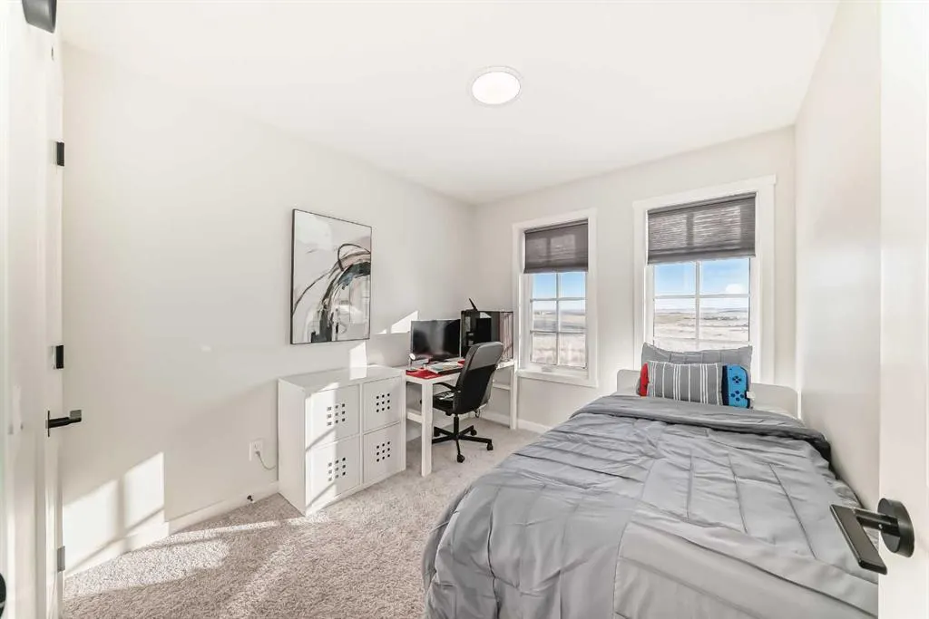 26 Lavender Drive SE