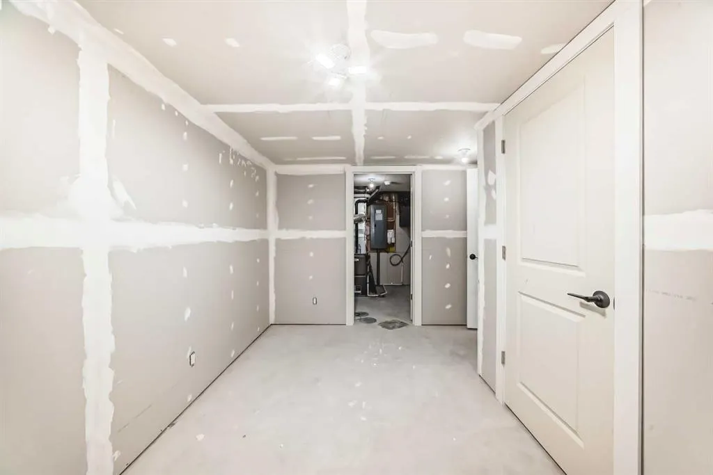 26 Lavender Drive SE