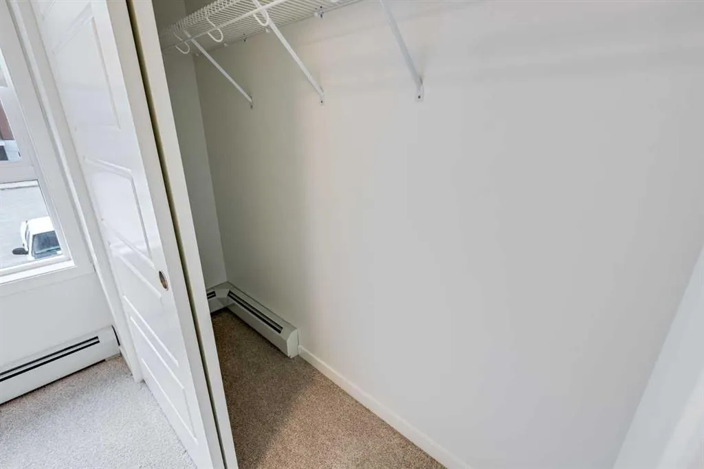 245 Edith Place NW, #207