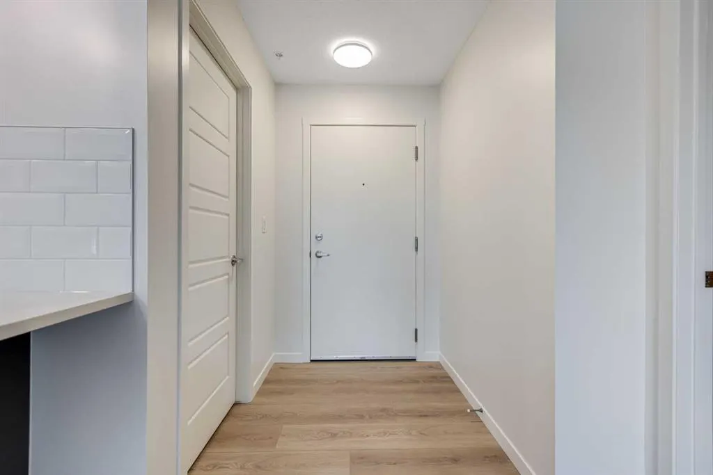 245 Edith Place NW, #207