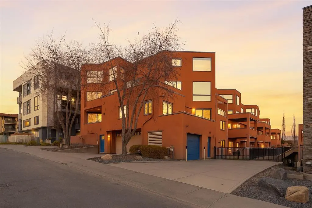 718 5 Street NE, #403