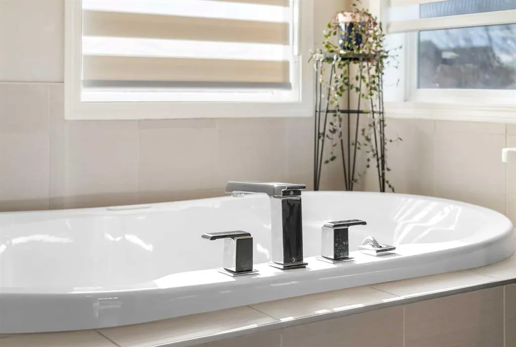 159 Panatella View NW